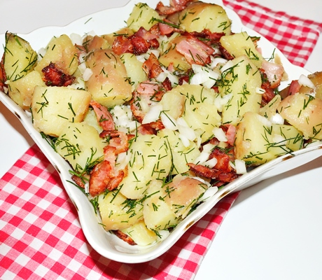 Salata de cartofi cu bacon